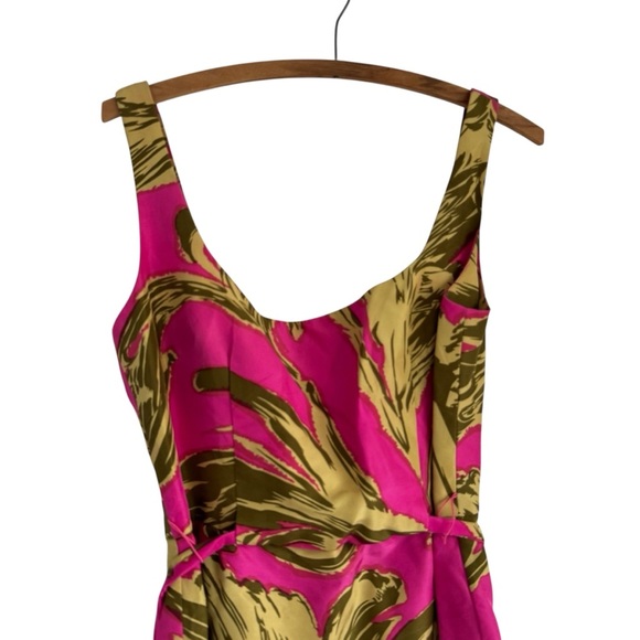 Milly Silk Tropical Palm Tie Waist
Dress in Pink and Green Size 8 - Picture 3 of 16